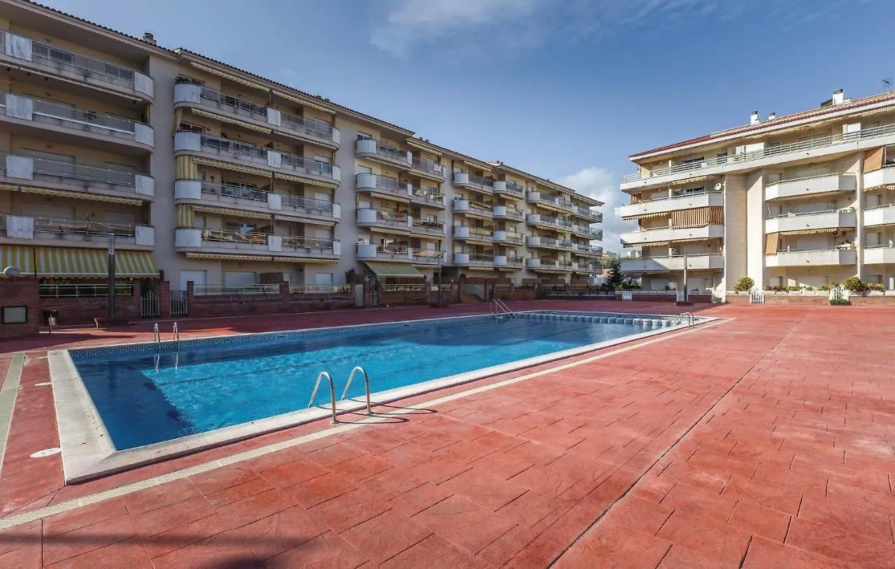 Nice Apartment In Blanes With Kitchen España